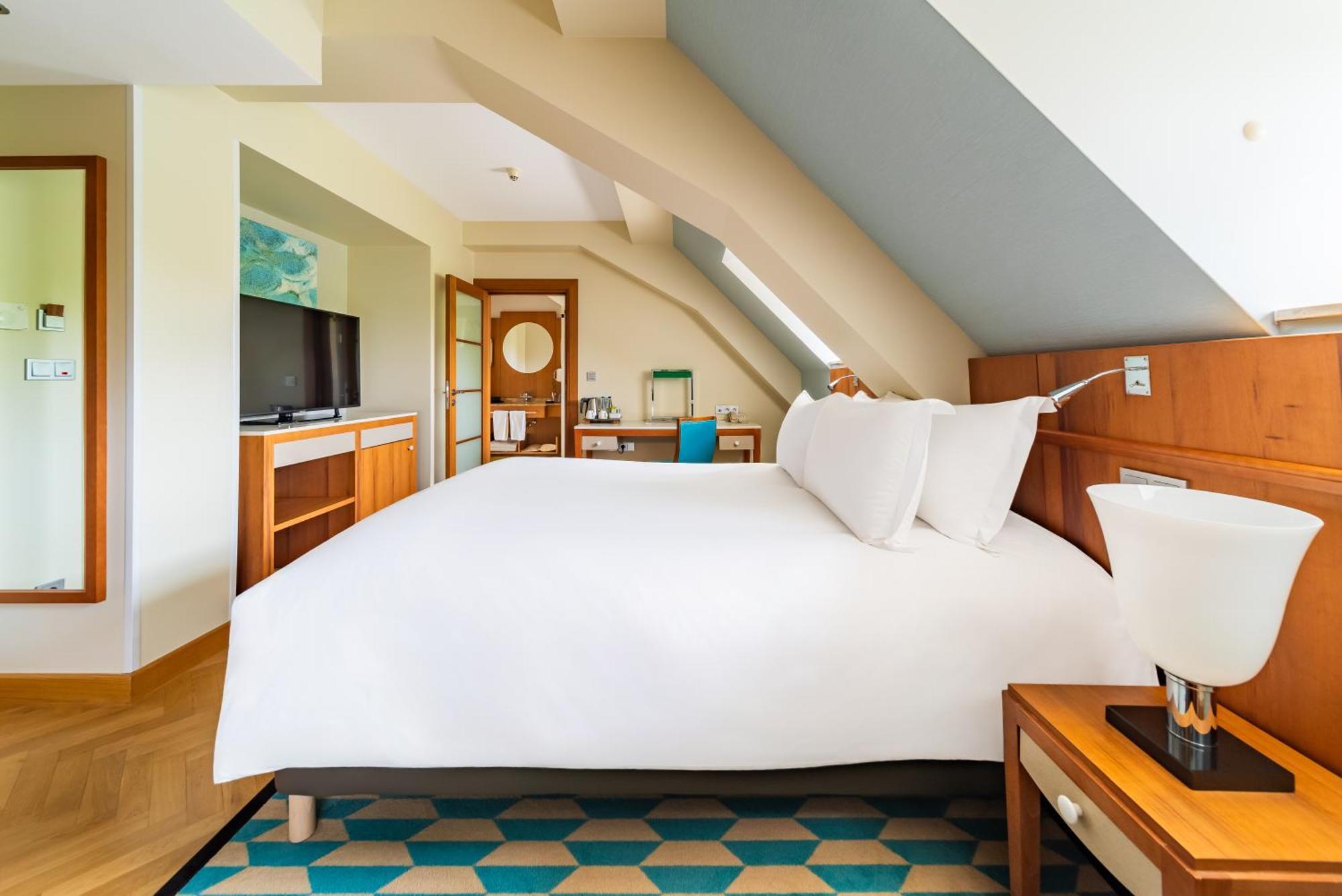 Sofitel Grand Hotel 5*